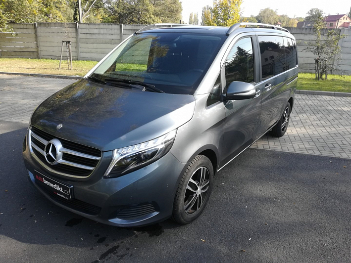 Mercedes-Benz Třídy V 2.2 140kW 4x4 7 Míst Tažné